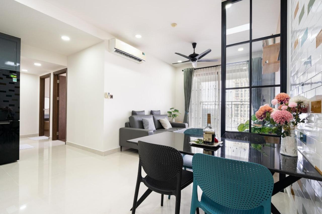 Ann's Apartment *